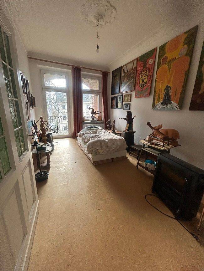 Flexibel nutzbares Zweifamilienhaus im Villenstil mit Wintergarten, BalkonLoggia und uneinsehbarem Garten in der Parkstraße mit Altlasten