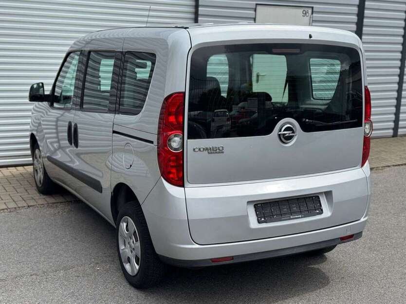 Opel Combo 140.000 km 5.990 € Solingen 42719