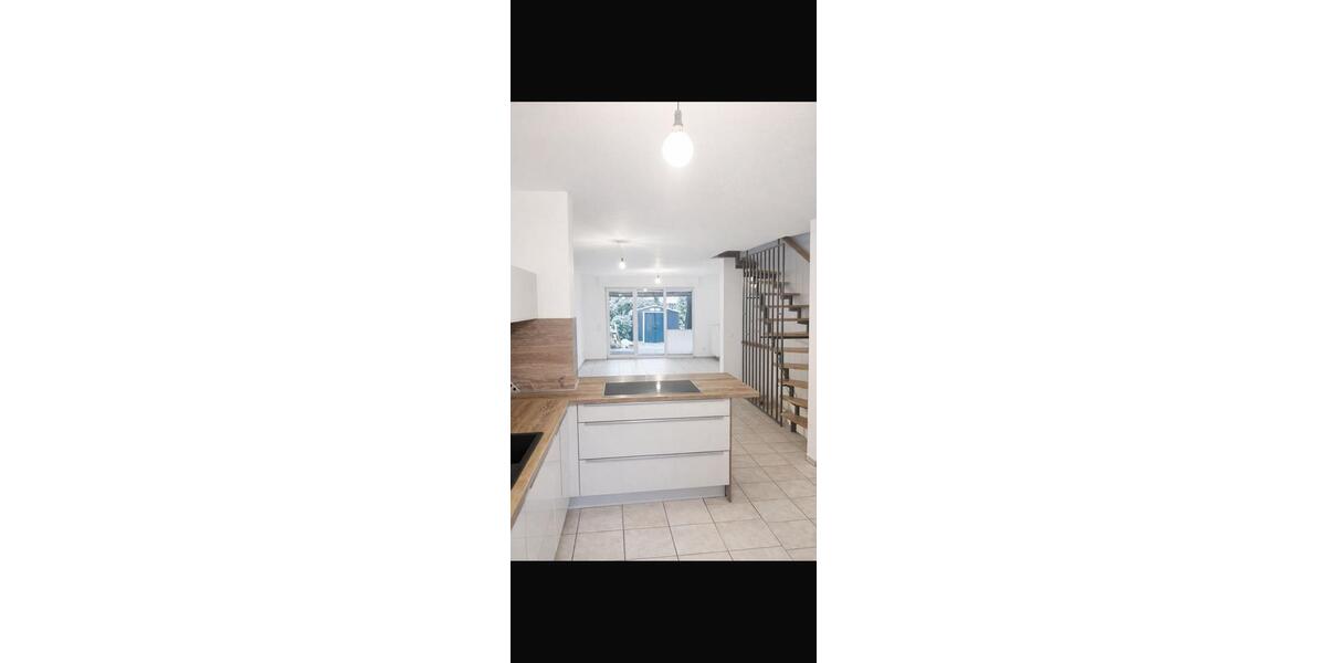 Reihenmittelhaus in Bergisch Gladbach 4 zimmer