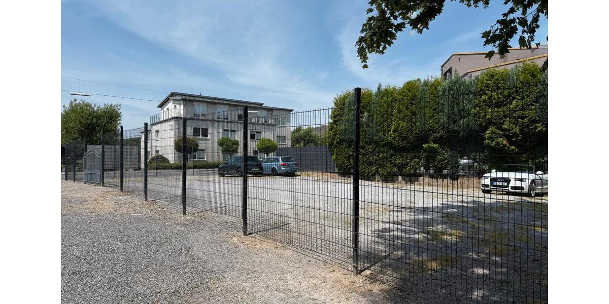 Gewerbegrundstück ca. 350 m² - ideal für Kfz-Handel Stellplatz zimmer