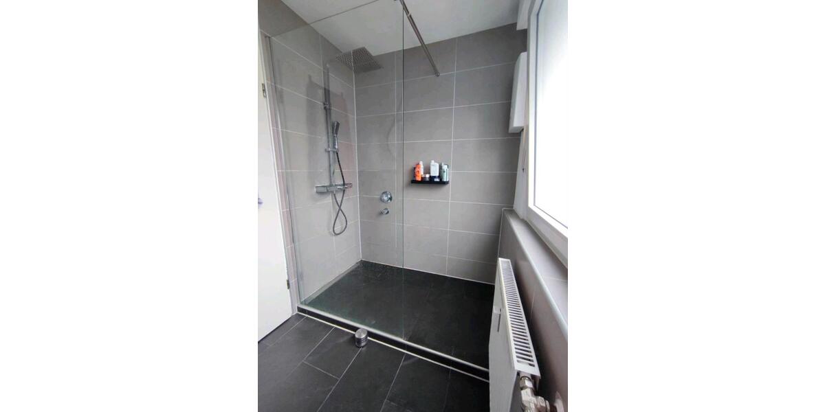 Gepflegte 4 Zimmer Eigentumswohnung mit 2 Balkonen und Stellplatz 4 zimmer