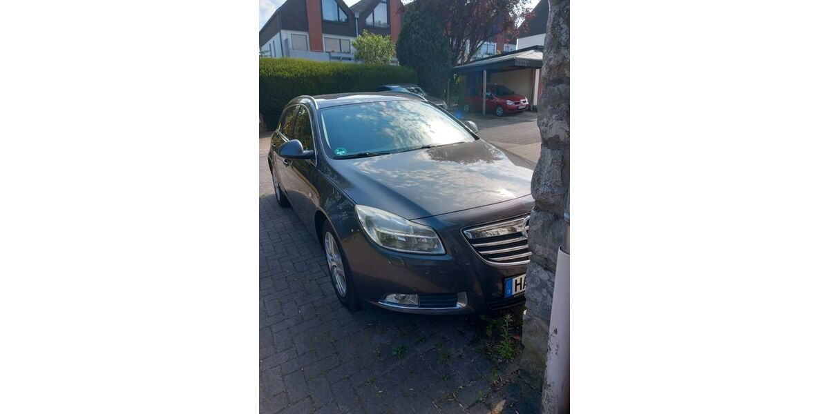 Opel Insignia 220.000 km 2.500 &euro; Hagen 58093