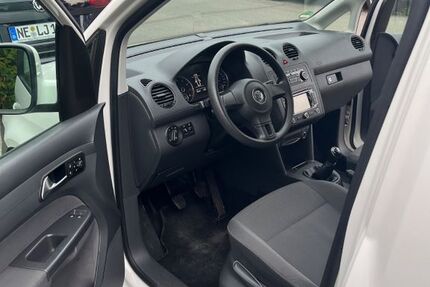 VW Caddy 95.000 km 11.400 &euro; Wuppertal 42327