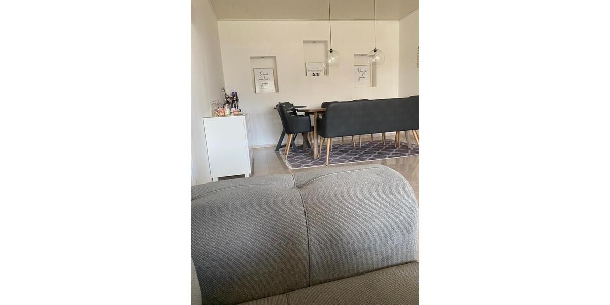 Etagenwohnung Wülfrath - 3 Zimmer, 95 m&sup2;, 185.000&euro; | Angebot:25589588