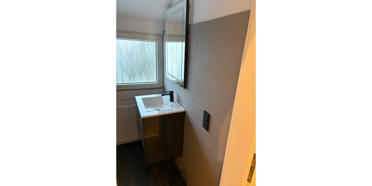 Zwei sanierte Doppelhaushälften in Wuppertal-Langerfeld 3 zimmer