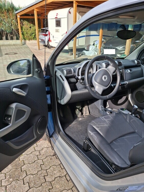 Smart ForTwo 92.800 km 4.700 € Rösrath 51503