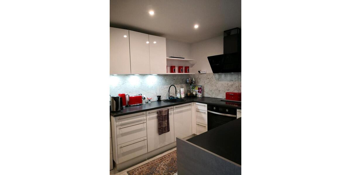 Einfamilienhaus Hilden - 5 Zimmer, 90 m&sup2;, 2.600&euro; | Angebot:25852142