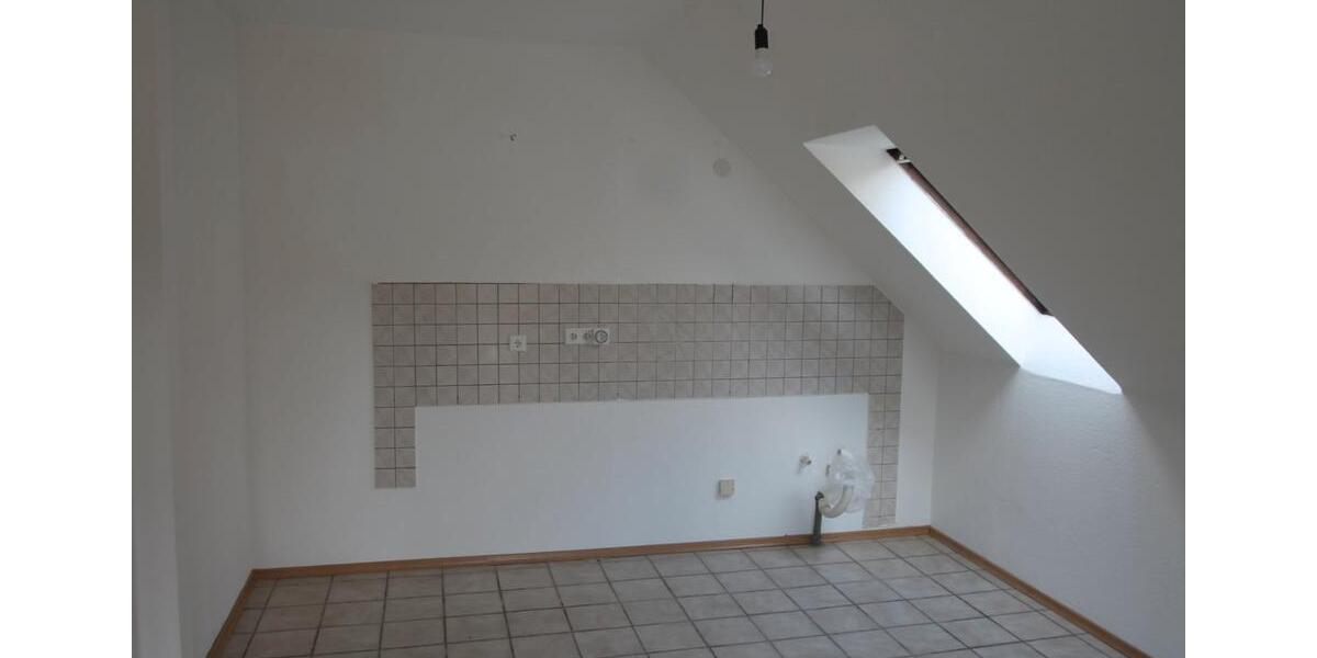Dachgeschoßwohnung Schalksmühle - 2 Zimmer, 44 m&sup2;, 352&euro; | Angebot:26083871