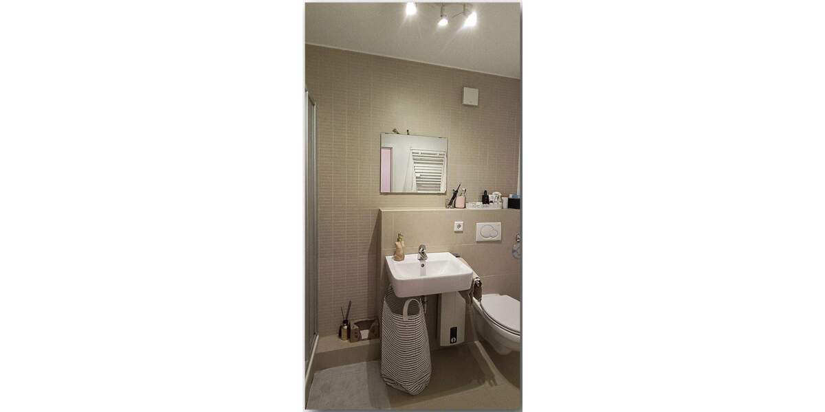 Etagenwohnung Düsseldorf Altstadt - 2 Zimmer, 47 m&sup2;, 1.000&euro; | Angebot:26107066