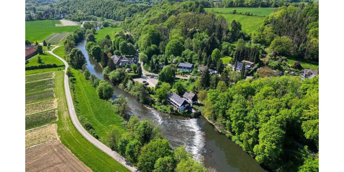 Einfamilienhaus Solingen Höhscheid - 1 Zimmer, 430 m&sup2;, 885.000&euro; | Angebot:26916384