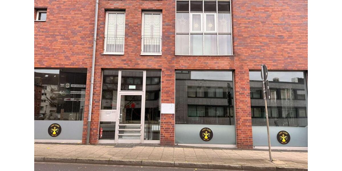 Top-Lage Hattingen: 194 m² Ladenlokal mit Wintergarten – ideal für Gastronomie & Handel zimmer