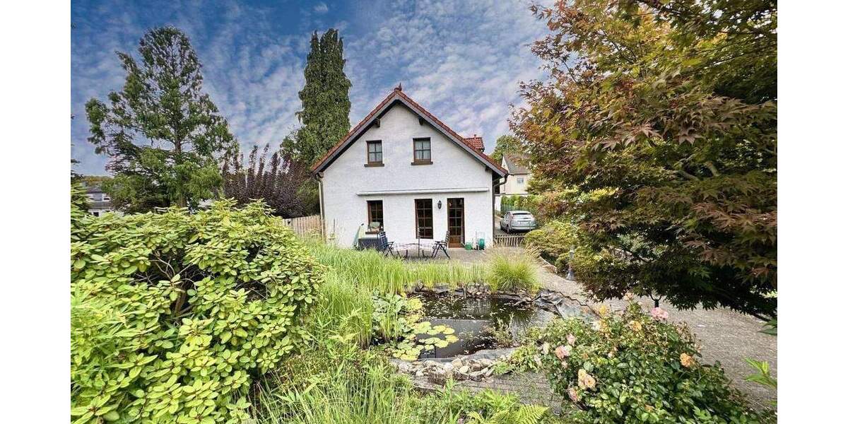 Großes Einfamilienhaus mit Einliegerwohnung und Nebenhaus in Quettingen 6 zimmer