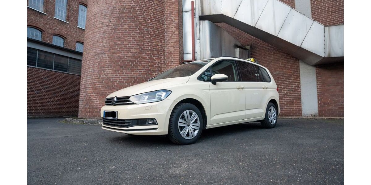 VW Touran 49.600 km 24.860 &euro; Wuppertal 42283