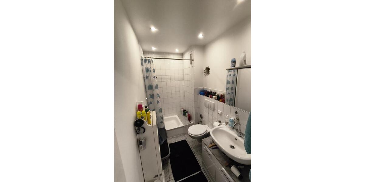 Dachgeschoßwohnung Dormagen Hackenbroich - 2 Zimmer, 63 m&sup2;, 850&euro; | Angebot:26459602