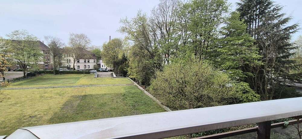 Etagenwohnung Essen Stadtbezirk IX - 2 Zimmer, 71 m&sup2;, 215.000&euro; | Angebot:26151431