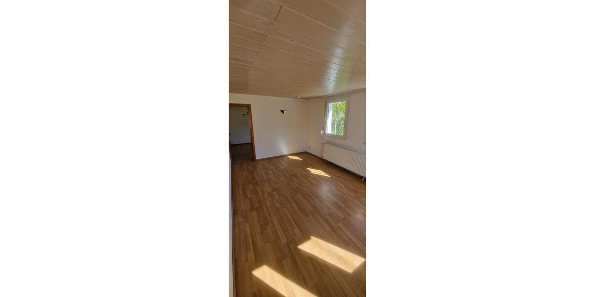 Einfamilienhaus Leichlingen (Rheinland) - 5 Zimmer, 80 m&sup2;, 800&euro; | Angebot:26183825