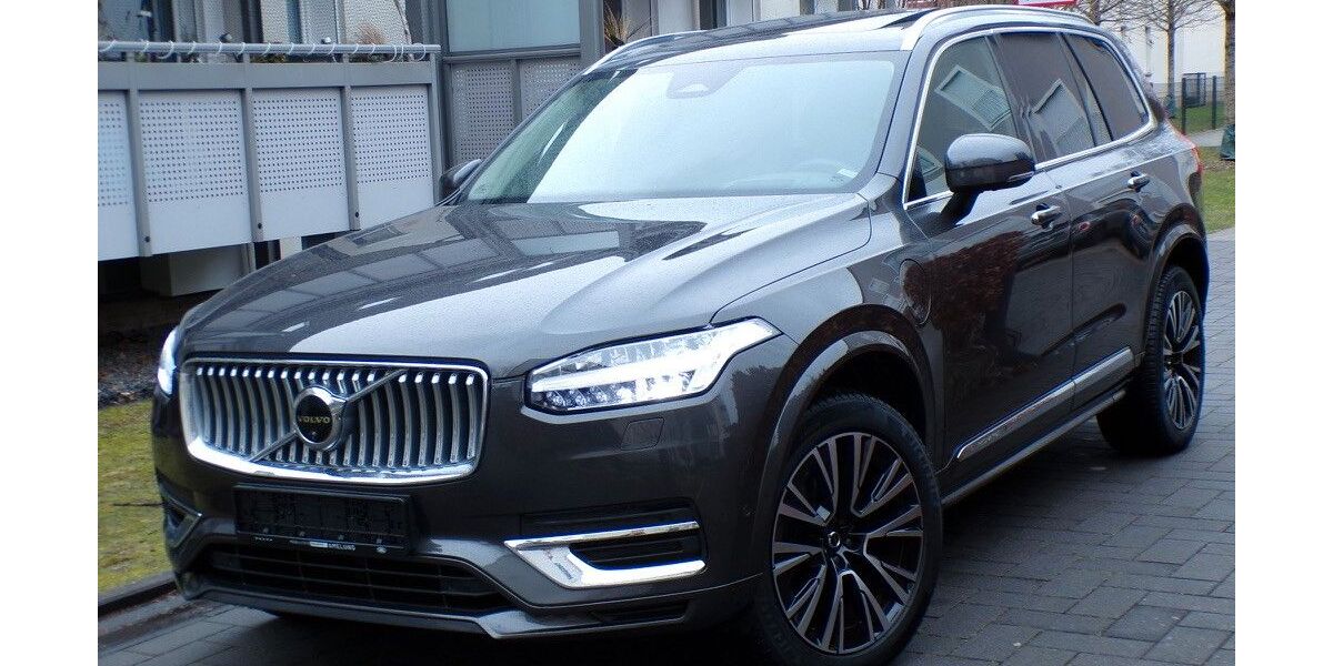 Volvo XC90 115.000 km 43.840 &euro; Düsseldorf 40468