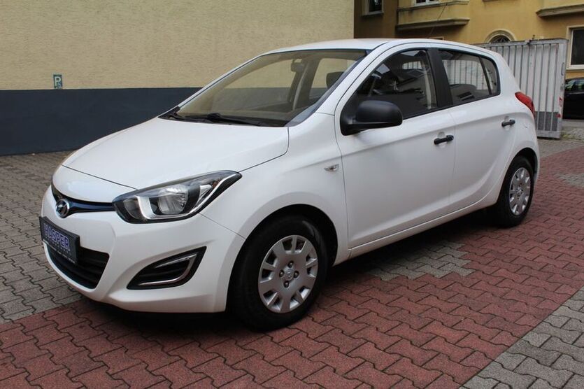 i20