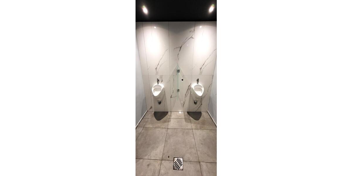 Einzelhandels-Gastronomiefläche in einer sehr guten Lage zu vermieten zimmer