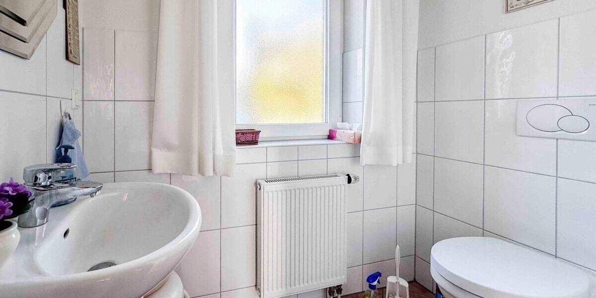 Stilvolles Familiendomizil in begehrter Feldrandlage mit Garage in Wuppertal 5 zimmer