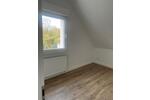 Dachgeschoßwohnung Solingen Central - 4 Zimmer, 80 m&sup2;, 800&euro; | Angebot:26465564