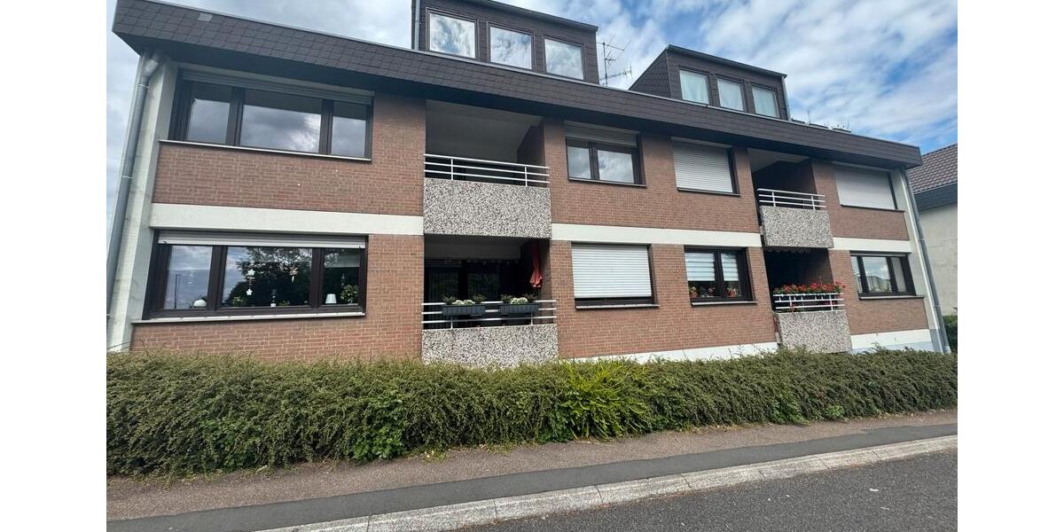 Etagenwohnung Odenthal - 3 Zimmer, 88 m&sup2;, 1.144&euro; | Angebot:25163137