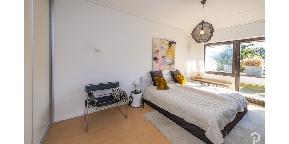 Charmantes Split-Level-Reihenendhaus in unmittelbarer Rheinnähe im Herzen von Düsseldorf-Benrath - Reihenendhaus Düsseldorf Stadtbezirk 9 | Angebot:26645354