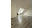 4-Zimmer DG-Wohnung mit Spitzboden Zentral gelegen ab sofort 73qm 4 zimmer