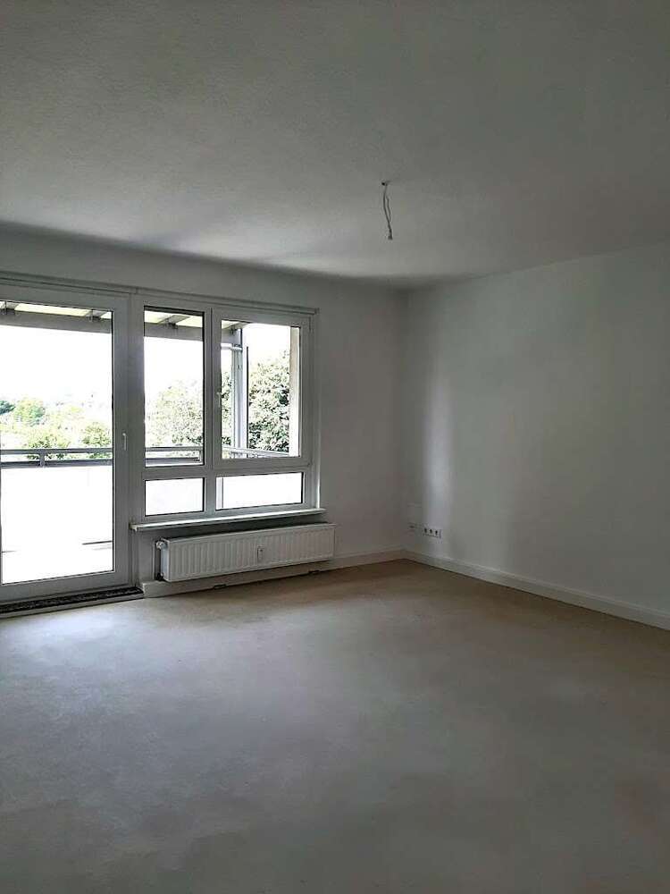 Wohnung zum Mieten in Wuppertal 590 € 80.68 m²
