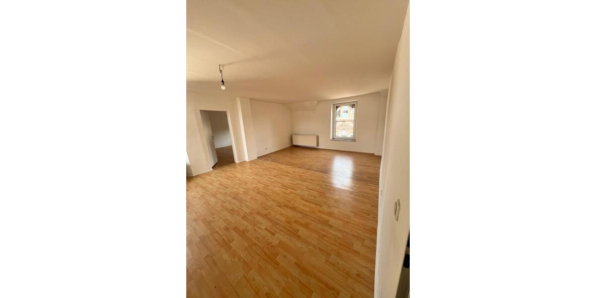 Dachgeschoßwohnung Wuppertal Dornap - 3 Zimmer, 100 m&sup2;, 700&euro; | Angebot:26414550