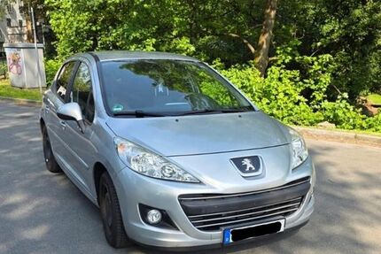 Peugeot 207 67.500 km 4.800 &euro; Wuppertal 42281