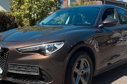 Alfa Romeo Stelvio 52.275 km 27.499 &euro; Remscheid 42859