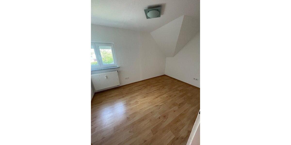 Dachgeschoßwohnung Wuppertal Gemarkung Nächstebreck - 2 Zimmer, 50 m&sup2;, 500&euro; | Angebot:26184826