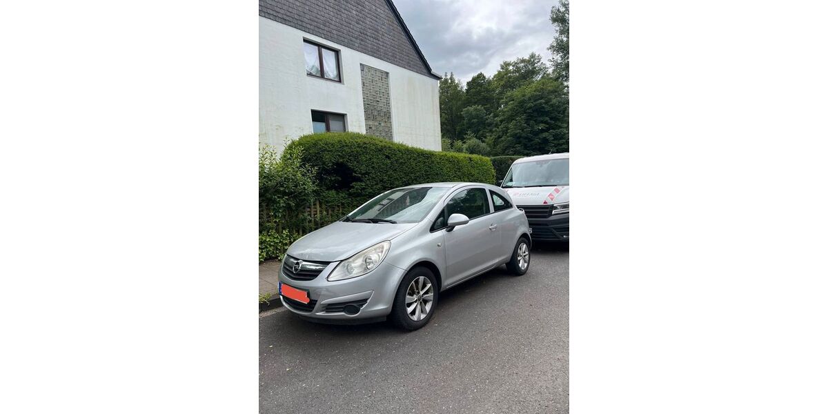 Opel Corsa 230.000 km 1.499 &euro; Düsseldorf 40627