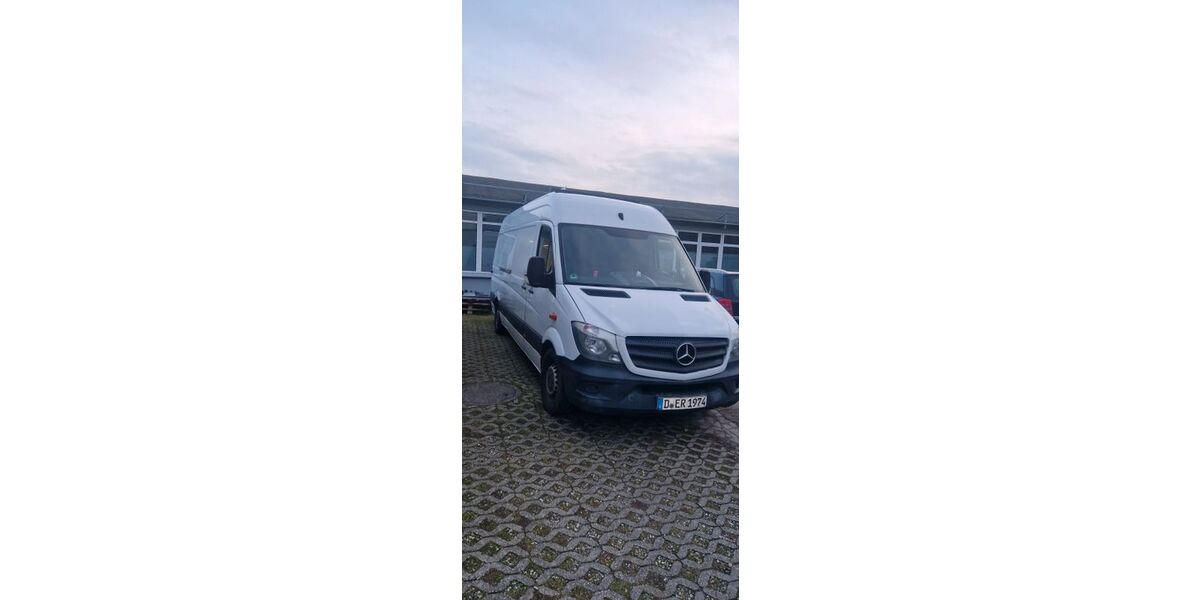 Mercedes-Benz Sprinter 266.700 km 10.200 &euro; Düsseldorf 40239