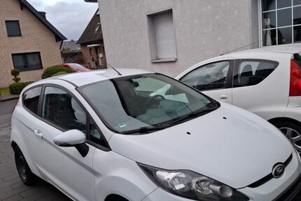 Ford Fiesta 208.778 km 2.200 &euro; Dormagen 41539