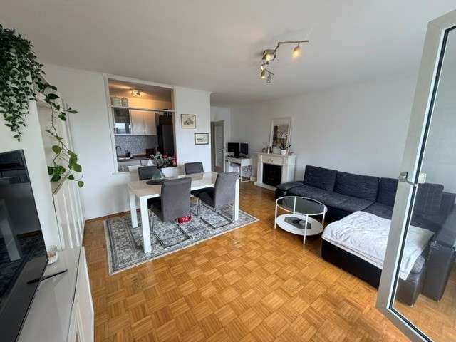 Etagenwohnung Düsseldorf Benrath - 2 Zimmer, 60 m&sup2;, 639&euro; | Angebot:27168700