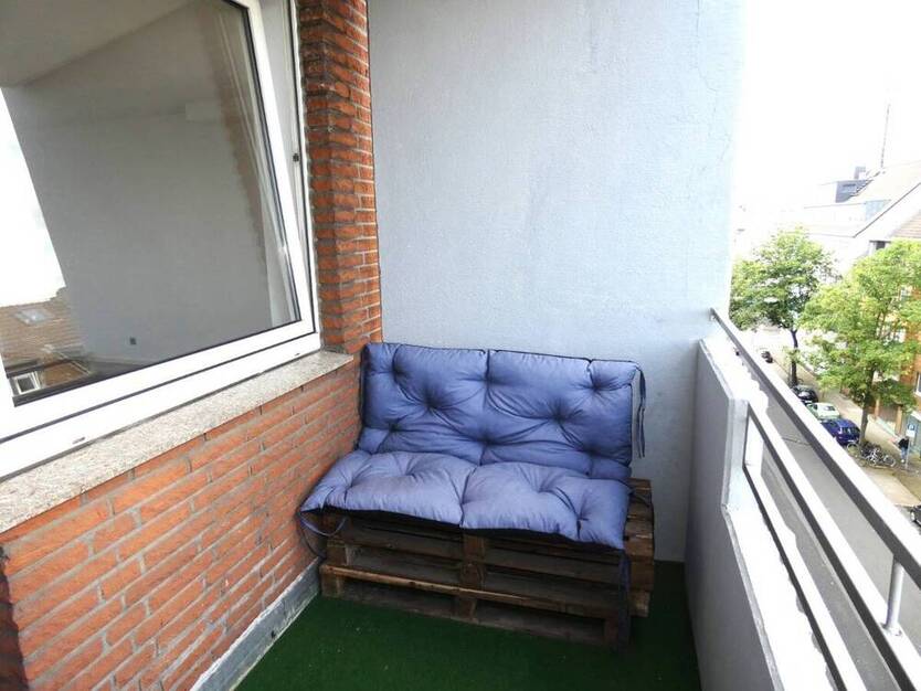 Helle City-Wohnung mit Balkon und modernem Bad - zentrale Lage