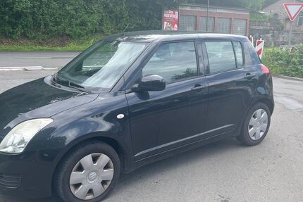 Suzuki Swift 150.000 km 2.280 &euro; Wetter Ruhr 58300