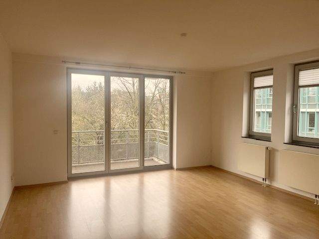 Etagenwohnung Düsseldorf Derendorf - 2 Zimmer, 61 m&sup2;, 670&euro; | Angebot:25738920