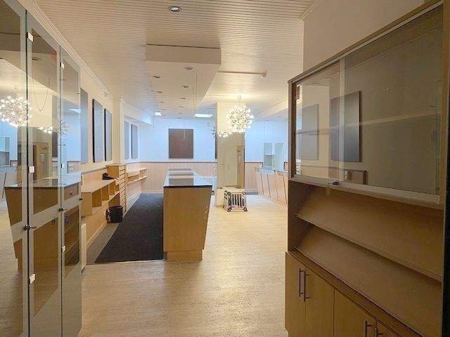 Gewerbeobjekt Düsseldorf Pempelfort - 3 Zimmer, 2.200&euro; | Angebot:25683574