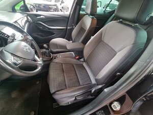 Opel Astra Elegance Keyless Navi Parkass Kamera Winterp 49.703 km 14.580 &euro; HAAN 42781