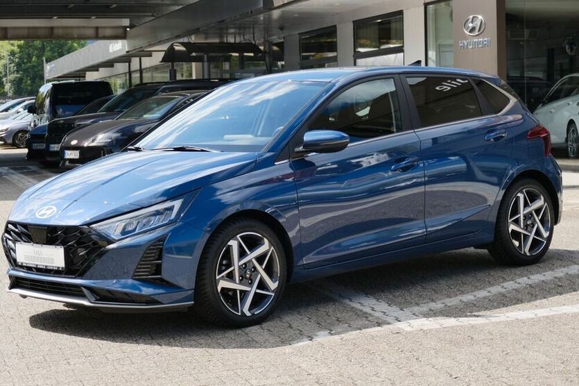 i20
