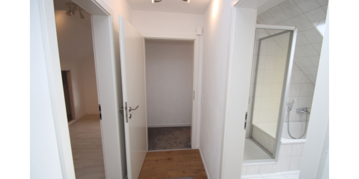 Mit 3D: Fachwerk trifft Moderne: Wohnensemble mit Charakter und solider Substanz - Mehrgenerationen oder Kapitalanlage 11 zimmer