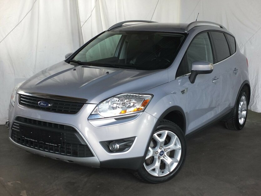Ford Kuga CHAMPIONS EDITION 4x4 AHK SPORT 188.211 km 6.408 € Köln 50858