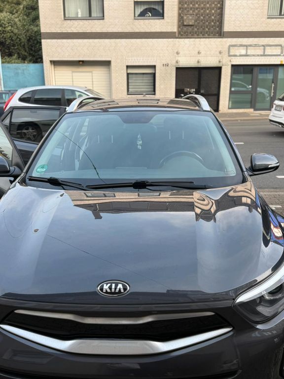 Kia Stonic 46.000 km 12.500 € Essen 45355