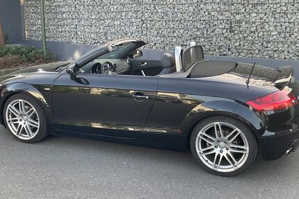 Audi TT 187.000 km 11.600 &euro; Hagen 58093