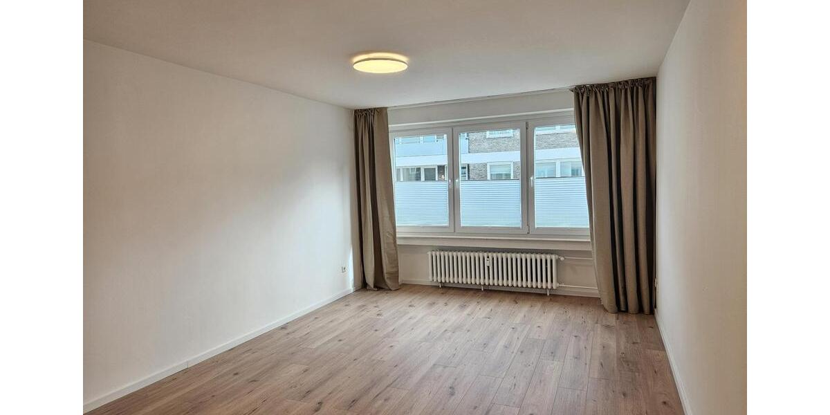 Etagenwohnung Düsseldorf Derendorf - 1 Zimmer, 35 m&sup2;, 850&euro; | Angebot:25633575