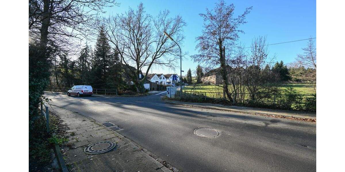 Baugrundstück mit positiver Bauvoranfrage für ein dreigeschossiges Einfamilienhaus in Bredenscheid zimmer