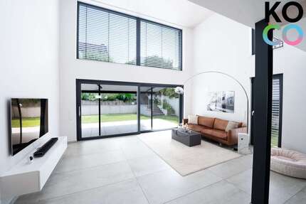 Haus zum Kaufen in Solingen 939.000 € 159.28 m² 4 zimmer